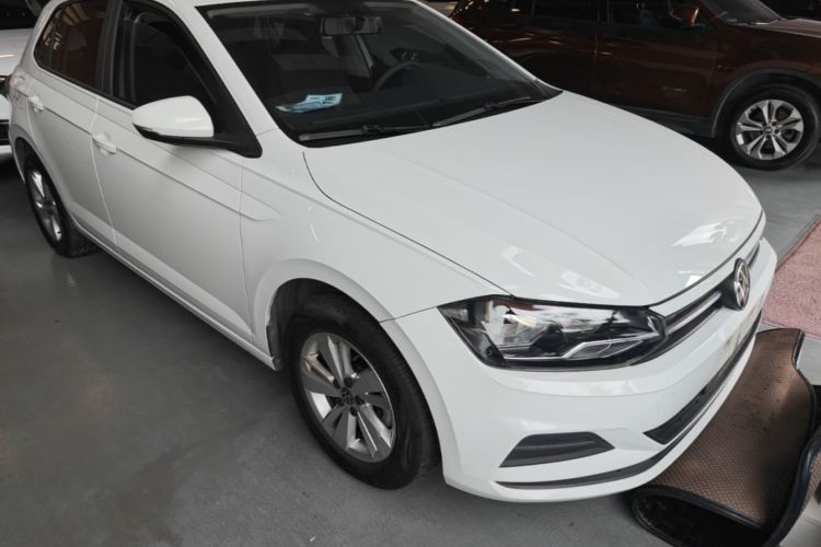 Volkswagen Polo 2023 car image #4