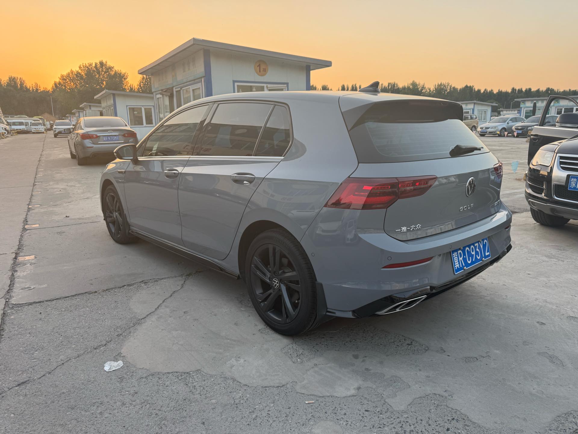 Volkswagen Golf 2022 #9 Volkswagen Golf 2022 صورة سيارة #9