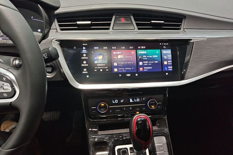 GEELY Emgrand GS 2021 car image #13