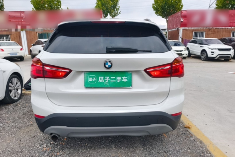 BMW X1 2018 #4 BMW X1 2018 car image #4