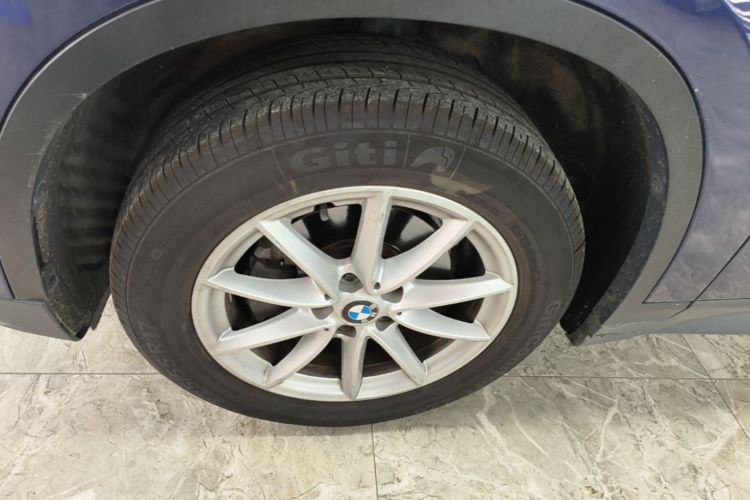BMW X1 2018 #9 BMW X1 2018 car image #9