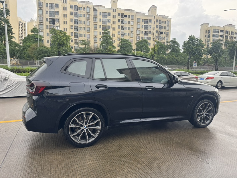 BMW X3 2022 car image #3