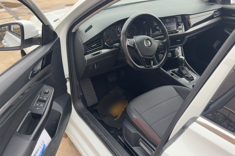 Volkswagen Bora 2019 car image #14