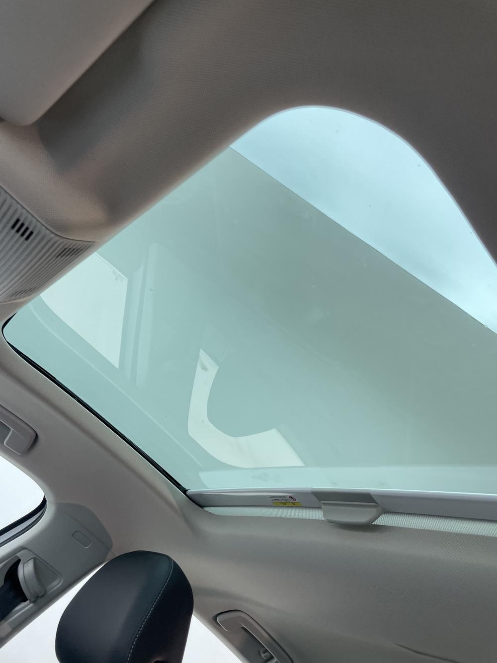 Volkswagen Golf 2022 car image #26