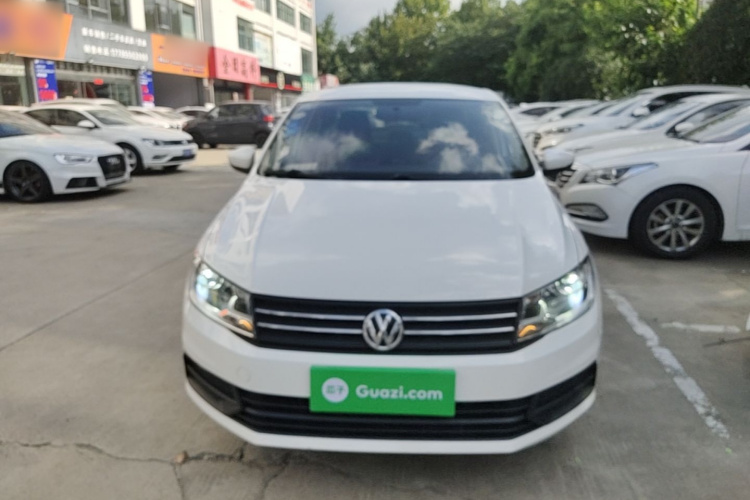 Volkswagen Santana 2018 car image #3