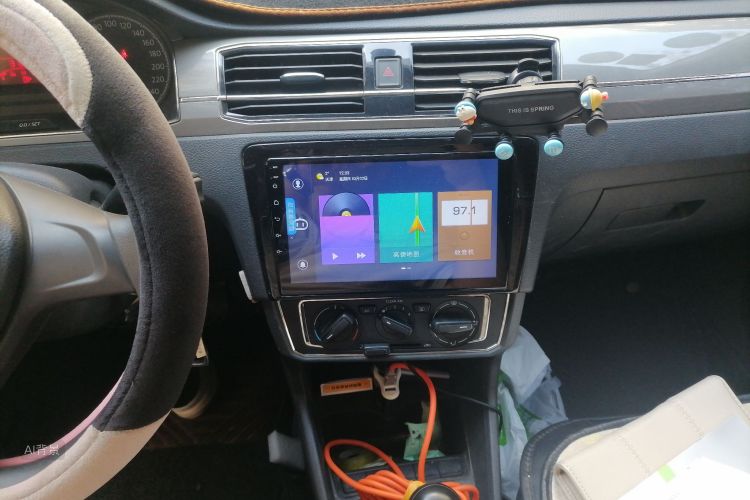 Volkswagen Santana 2018 car image #15