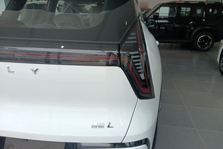 GEELY Boyue L 2026 image de voiture #8