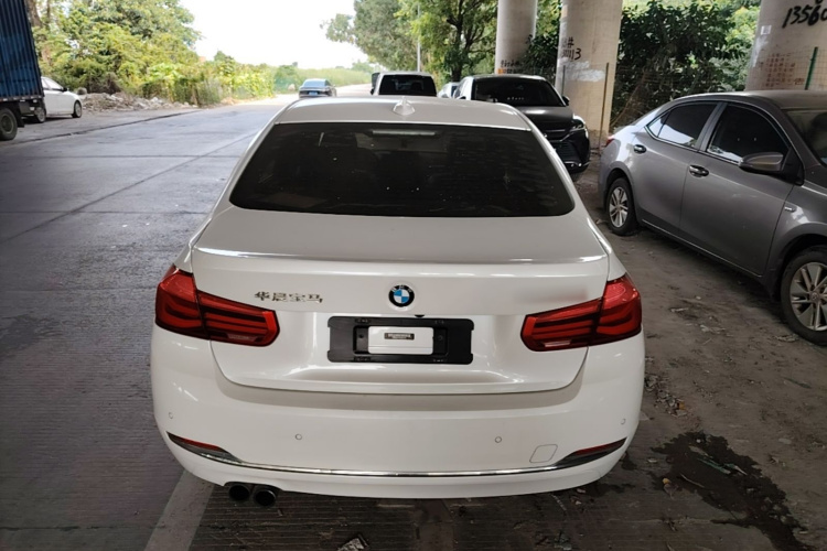 BMW 3 Series 2017 car image #4