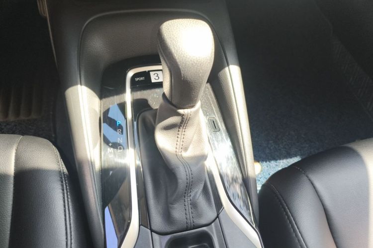 Toyota Corolla 2020 immagine di auto #14