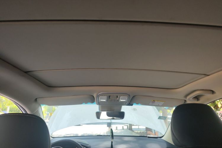 GEELY Emgrand GS 2018 car image #20