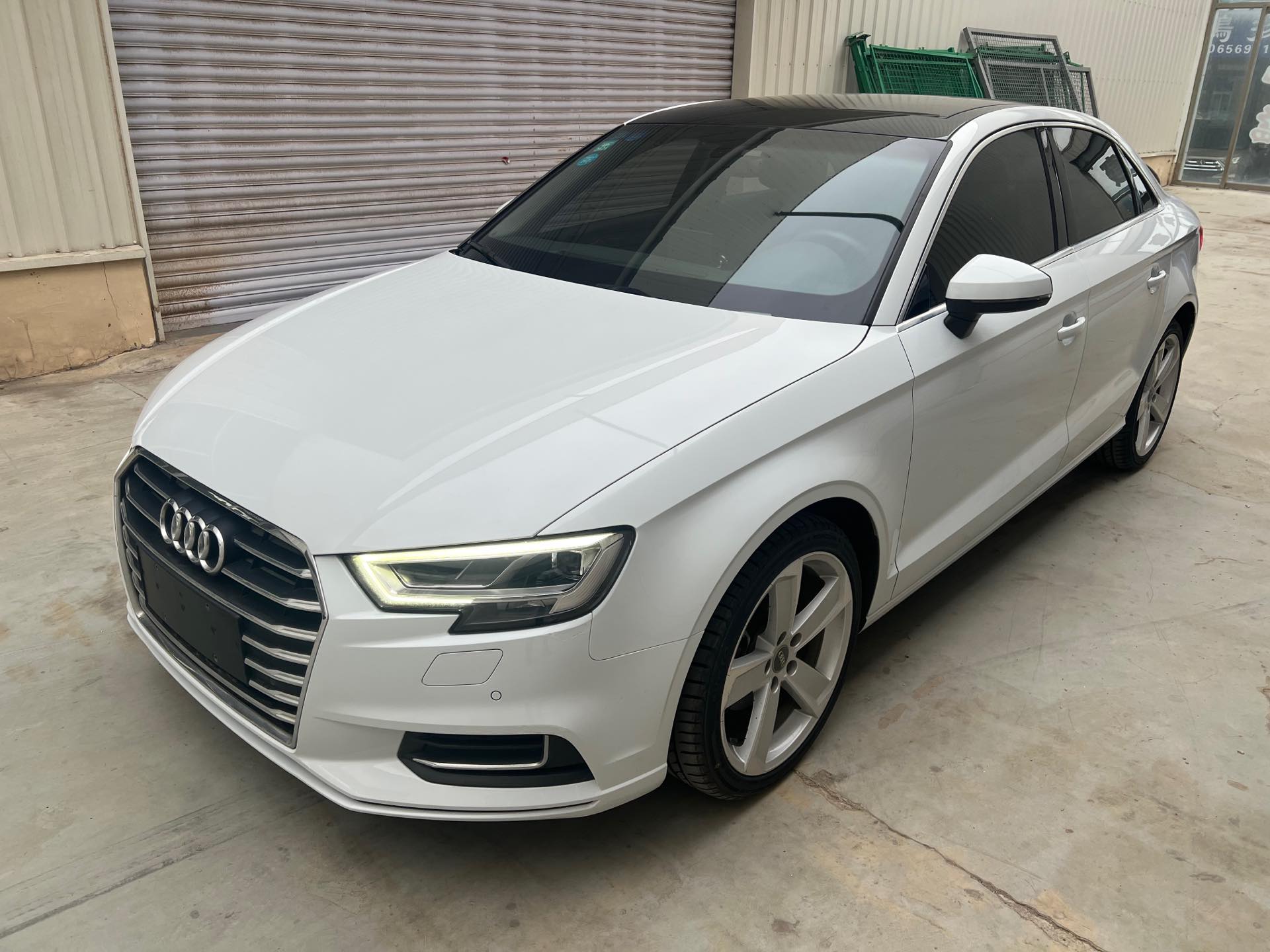 2017 2017 car image