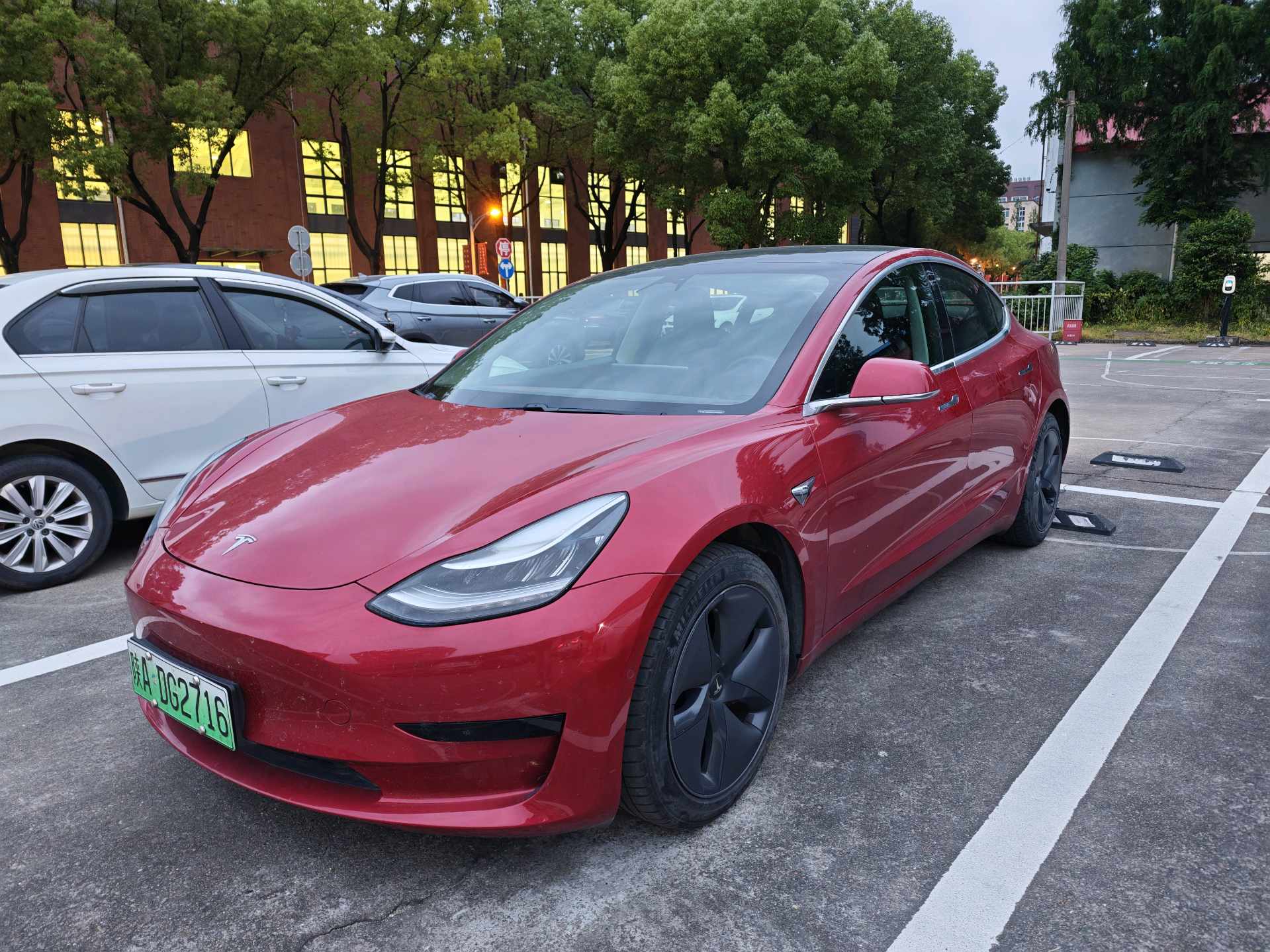 Tesla Model 3 2020 Tesla Model 3 2020 car image