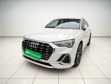 Audi Q3 2022 car image 