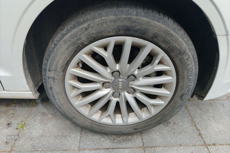 Audi A3 2016 immagine di auto #9