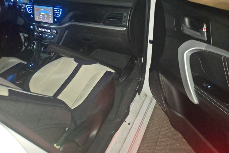 GEELY Emgrand 2017 #21 GEELY Emgrand 2017 immagine di auto #21