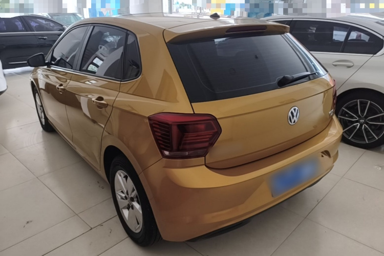 Volkswagen Polo 2019 car image #5