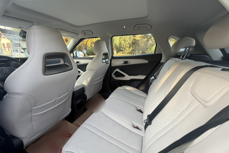 BYD YuanUP 2024 #15 BYD YuanUP 2024 immagine di auto #15
