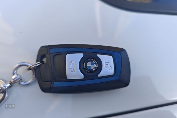 BMW 3 Series 2018 #10 BMW 3 Series 2018 car image #10