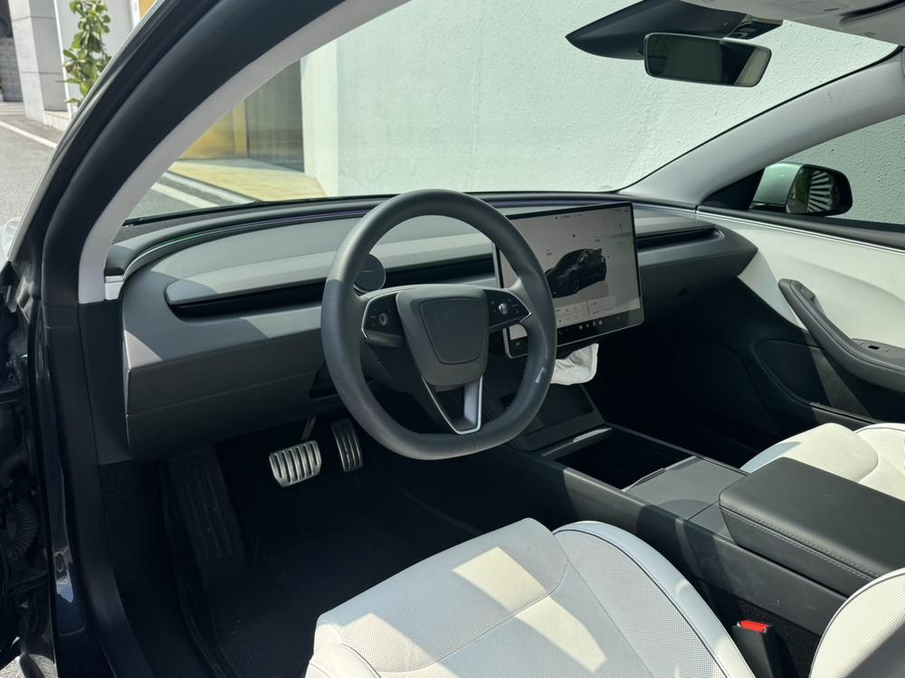 Tesla Model 3 2024 #14 Tesla Model 3 2024 car image #14