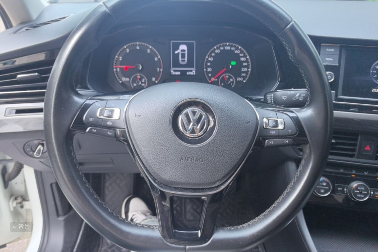Volkswagen Bora 2019 #12 Volkswagen Bora 2019 car image #12