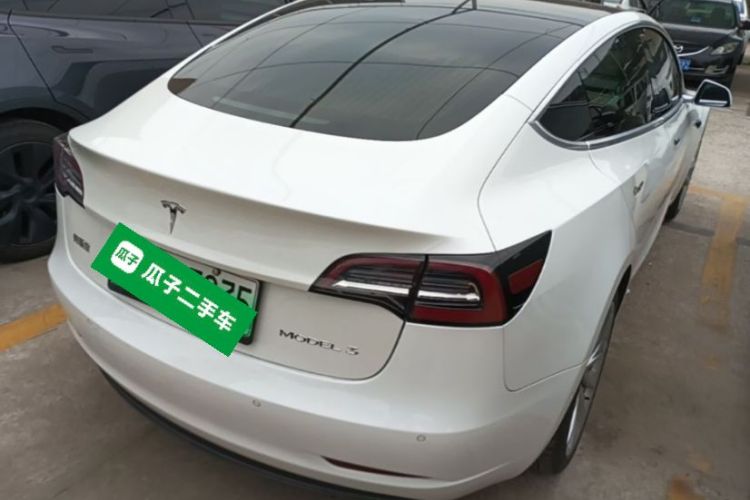 Tesla Model 3 2020 car image #7