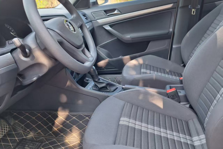 Volkswagen Lavida 2020 car image #13