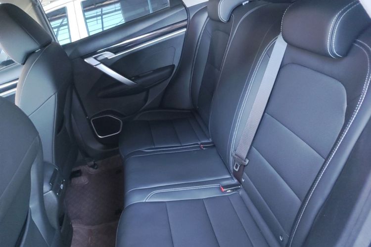 GEELY Coolray 2025 #13 GEELY Coolray 2025 car image #13