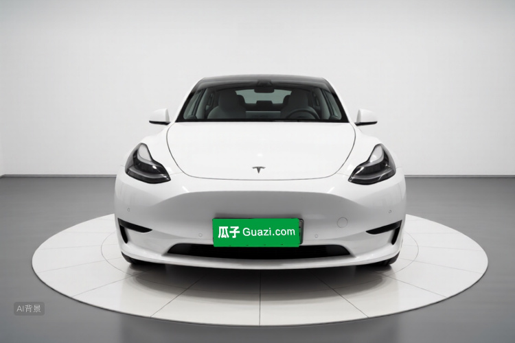 Tesla Model Y 2023 car image #3