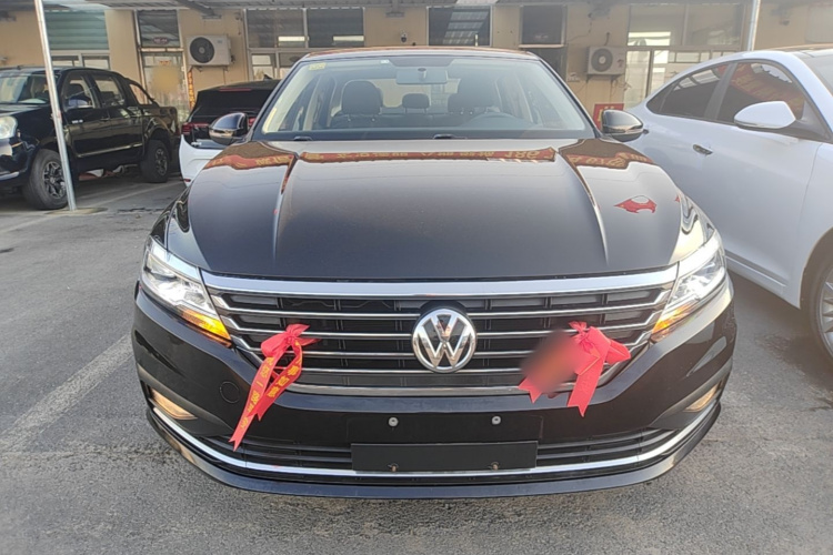 Volkswagen Lavida 2018 car image #3