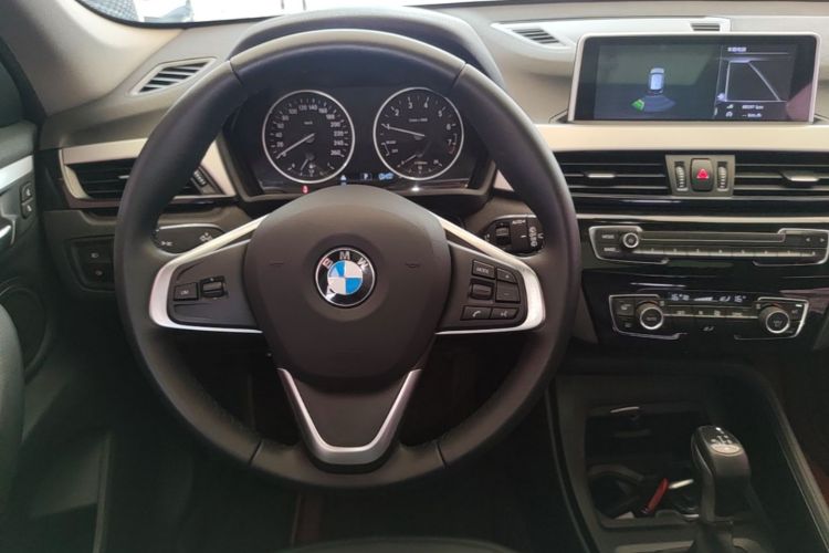 BMW X1 2018 #15 BMW X1 2018 imagen de coche #15