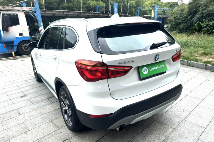 BMW X1 2018 #7 BMW X1 2018 car image #7