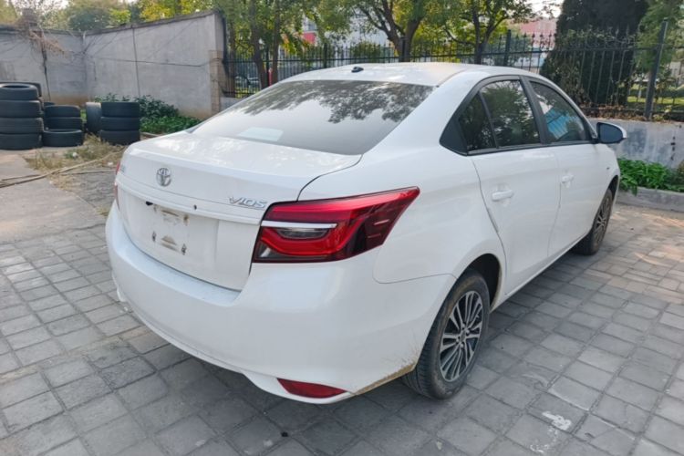 Toyota Vios 2021 صورة سيارة #7