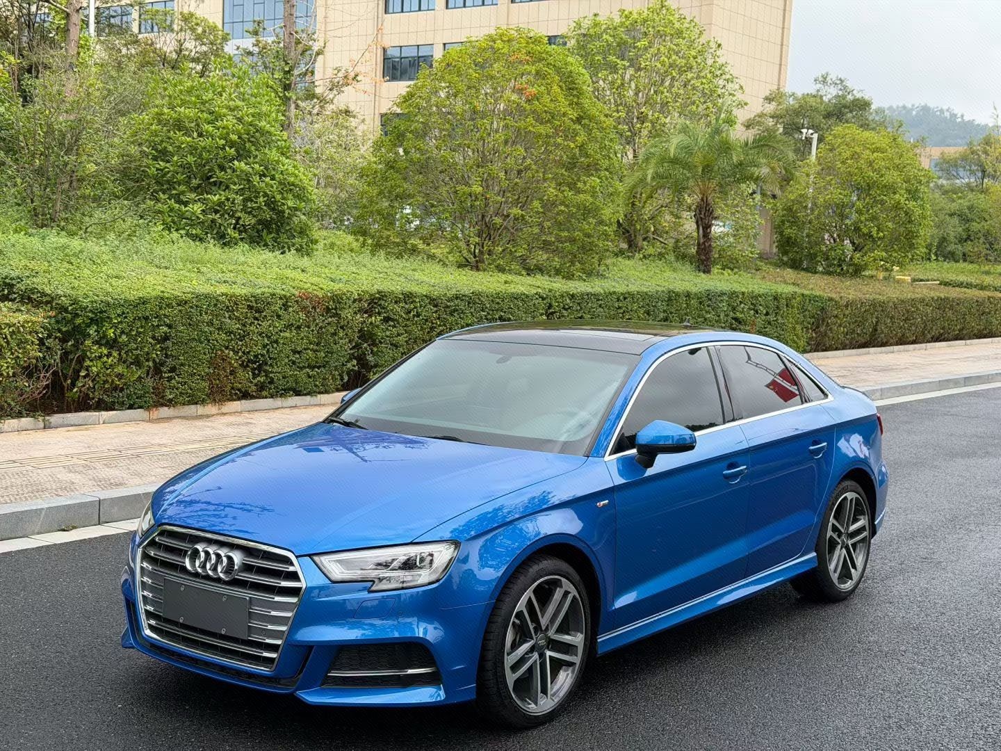 2020 2020 car image