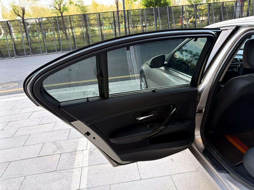 BMW 3 Series 2016 #22 BMW 3 Series 2016 car image #22