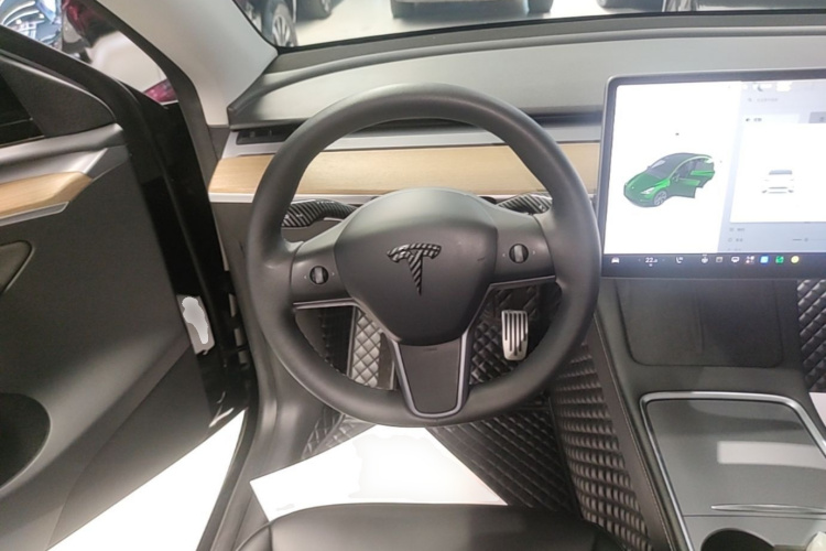 Tesla Model Y 2022 #15 Tesla Model Y 2022 car image #15
