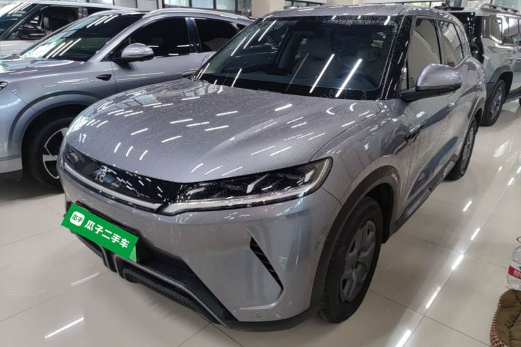 BYD YuanUP 2024 car image #2