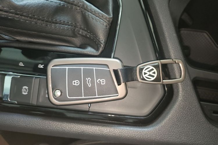 Volkswagen Tharu 2019 #9 Volkswagen Tharu 2019 car image #9