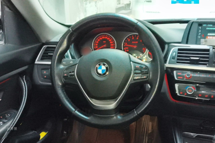 BMW 3 Series GT 2018 #12 BMW 3 Series GT 2018 car image #12