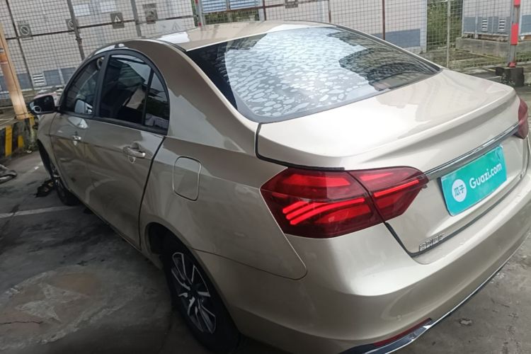 GEELY Emgrand 2019 #7 GEELY Emgrand 2019 car image #7
