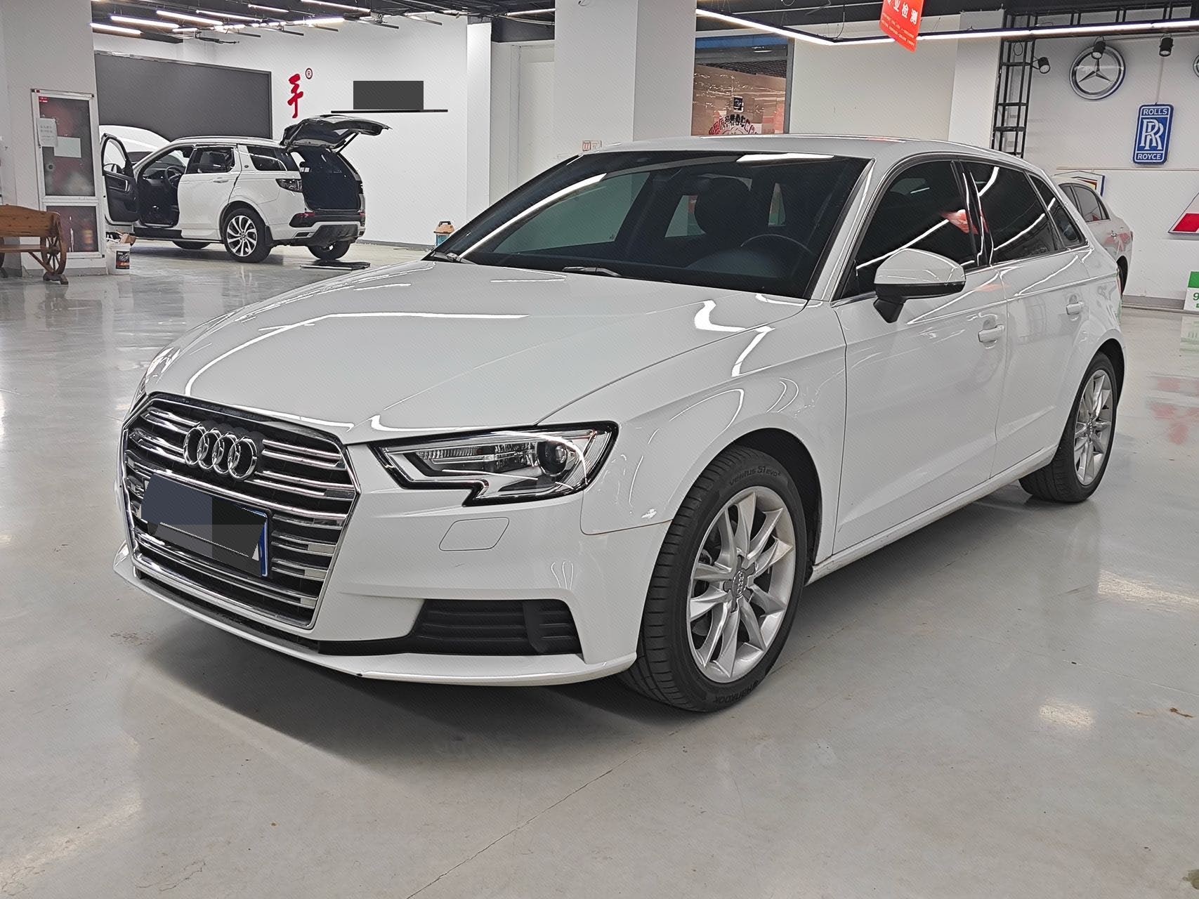 Audi A3 2018 car image 
