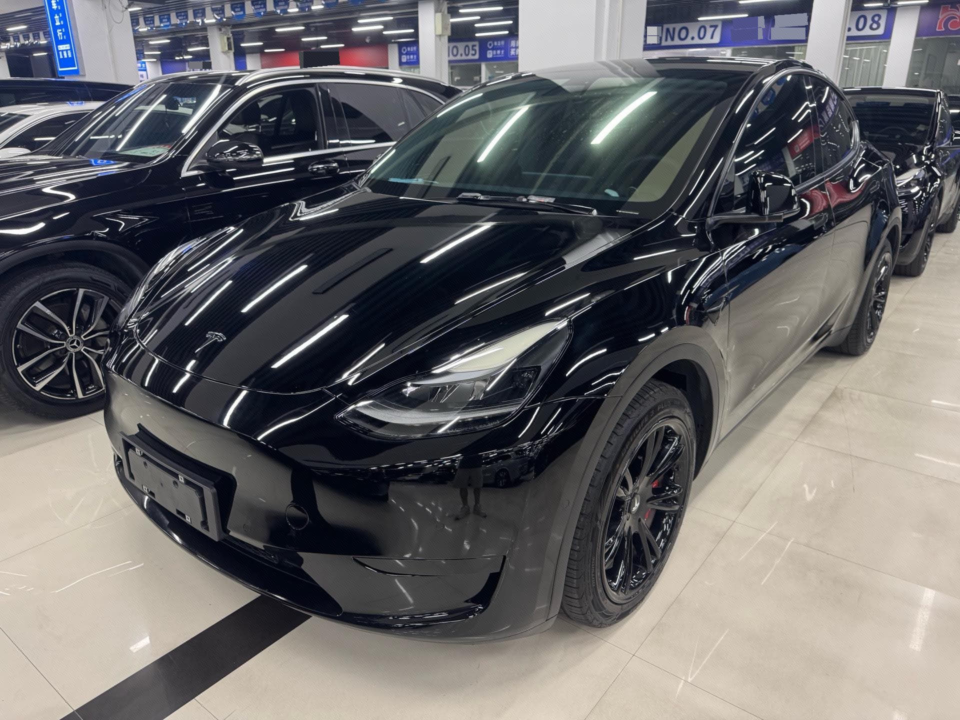 Tesla Model Y 2022 Tesla Model Y 2022 car image