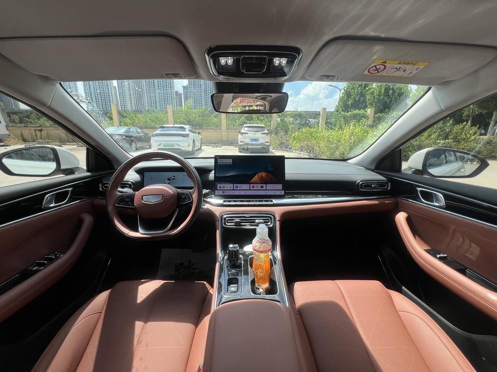 GEELY Emgrand 2026 car image #7