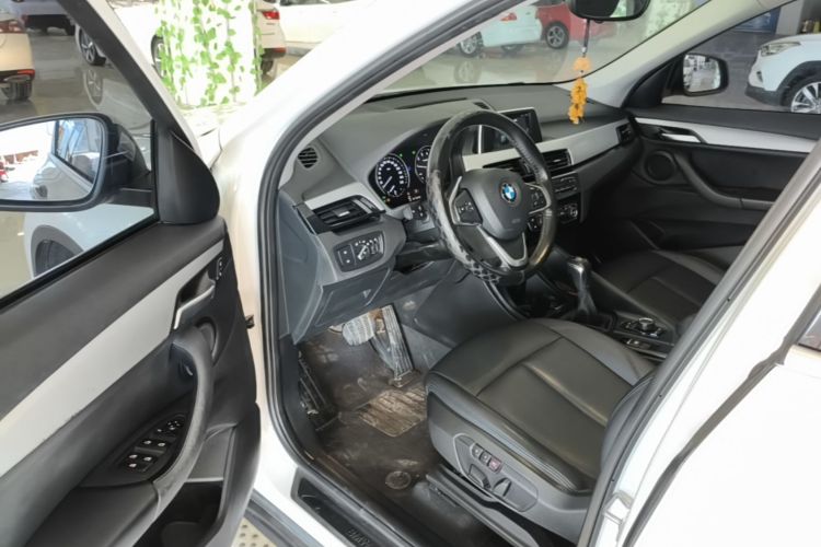 BMW X1 2018 #12 BMW X1 2018 car image #12