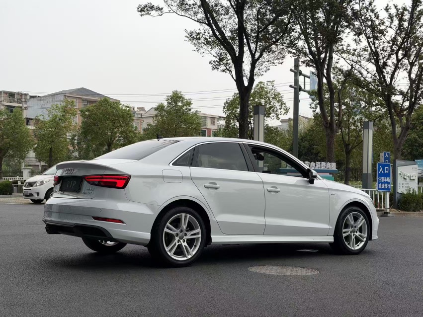 Audi A3 2020 car image #6
