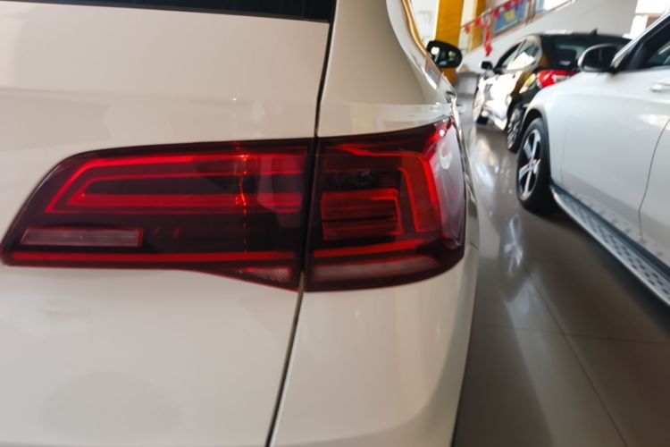 Volkswagen Tharu 2022 car image #8