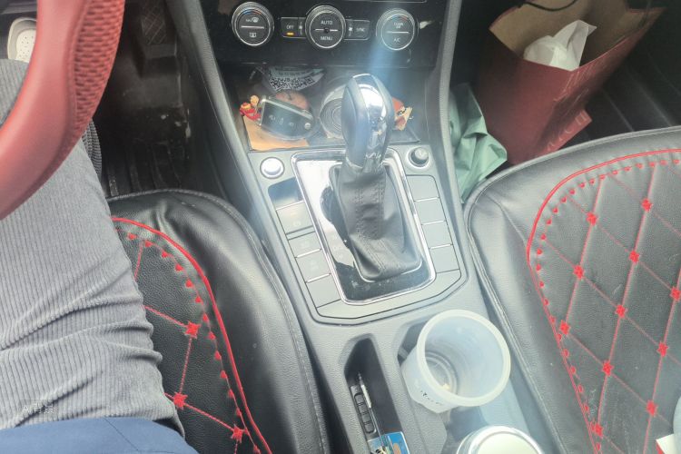 Volkswagen Bora 2019 car image #16