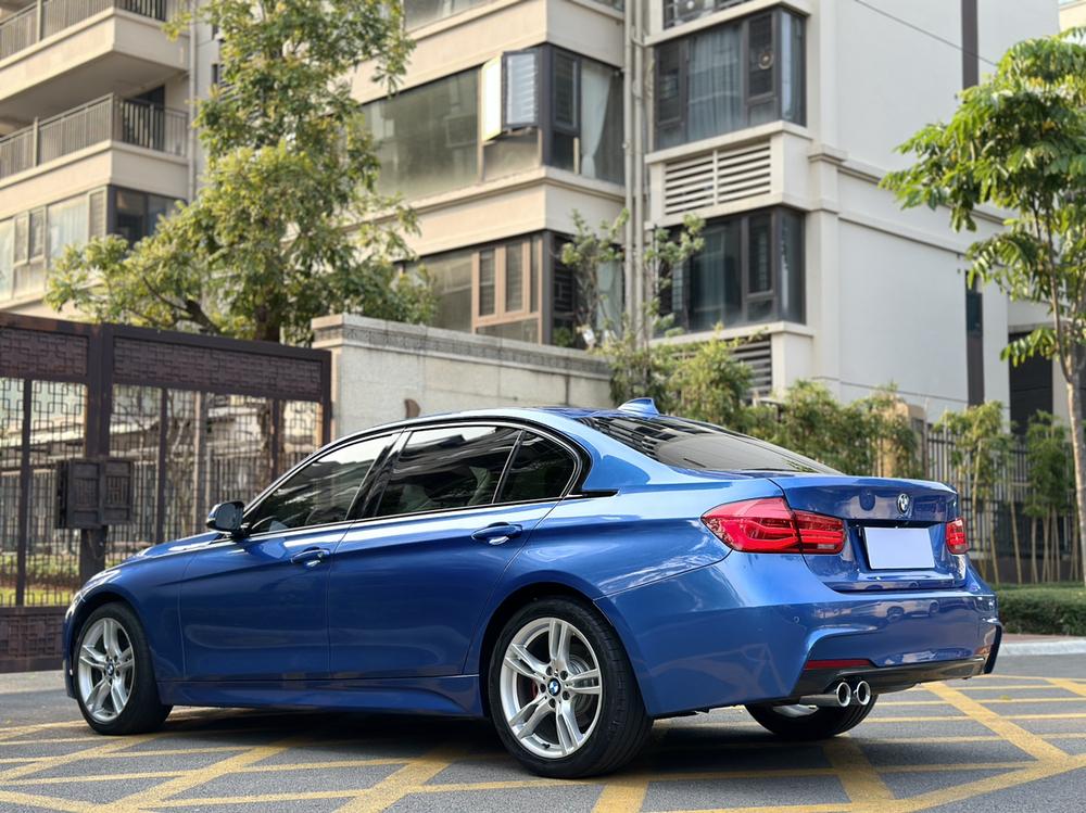 BMW 3 Series 2018 car image #4