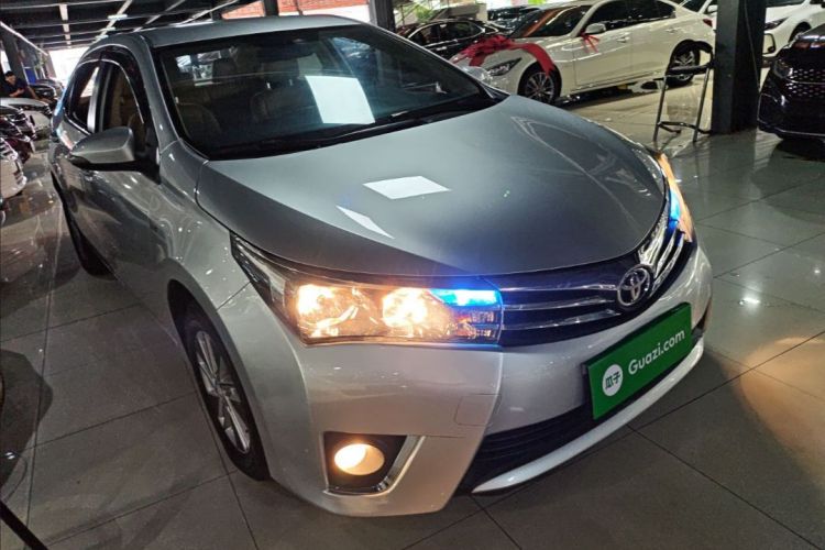 2015 immagine di auto #4