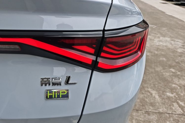 GEELY Emgrand L HiP 2022 صورة سيارة #8