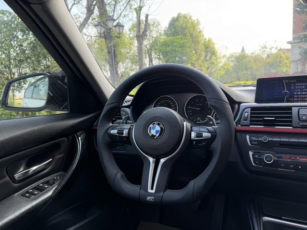 BMW 3 Series (Imported) 2012 car image #13
